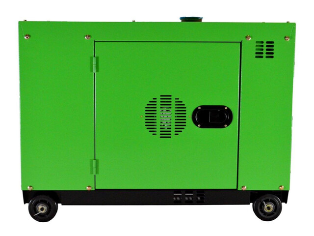 Stromerzeuger Diesel 9kVA dreiphasig 400V und 7kVA einphasig 230V verfügbar 50Hz
Dieselmotor Diesel Stage V(Stage V), Elektrostart, 14 Liter Tank
brushes Generator mit AVR Regelung
Schallverhaubung, Batterie im Lieferumfang enthalten, Ölmangel Schutz, Überlastschutz, ATS Anschluss, FI, div. Anzeigen, Steckdosen 1x CEE 32A 230V, 1x CEE 16A 400V, 1x Schuko